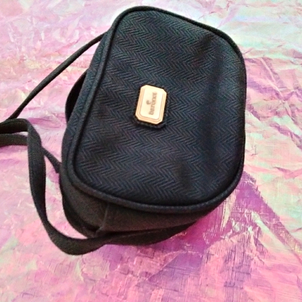 Baronet Small Black Pouch Purse